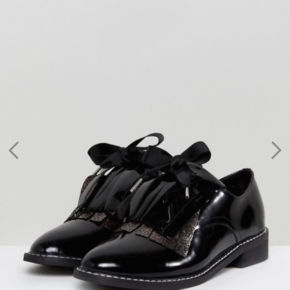 ASOS Leather Flat Shoes - Picture 4 of 4
